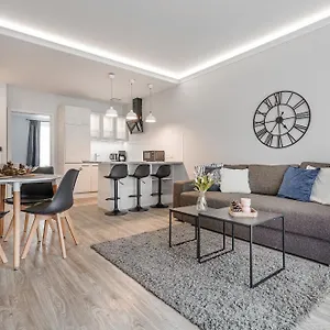 https://la-playa-apartments-sopocka-rezydencja.sopothotels.com